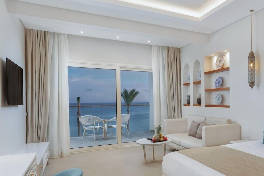 SUNRISE Remal Beach Resort — Hotel rooms in Sharm El Sheikh, Red Sea