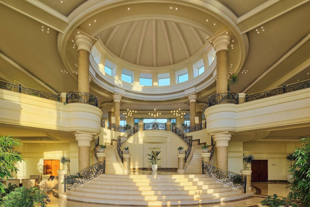 Renaissance Sharm El Sheikh Golden View Beach Resort — Hotel building in Sharm El Sheikh, Red Sea