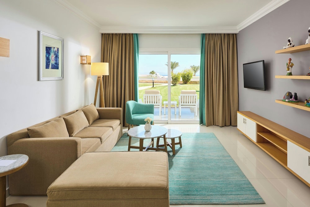Renaissance Sharm El Sheikh Golden View Beach Resort — Hotel rooms in Sharm El Sheikh, Red Sea