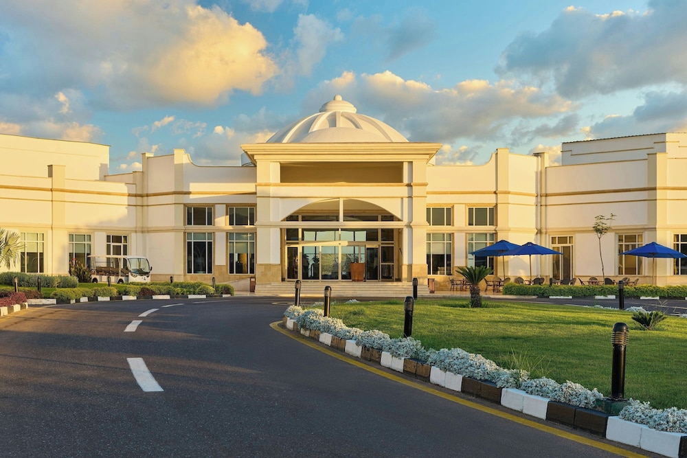 Renaissance Sharm El Sheikh Golden View Beach Resort — Hotel building in Sharm El Sheikh, Red Sea