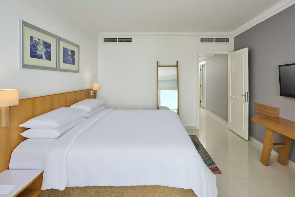 Renaissance Sharm El Sheikh Golden View Beach Resort — Hotel rooms in Sharm El Sheikh, Red Sea