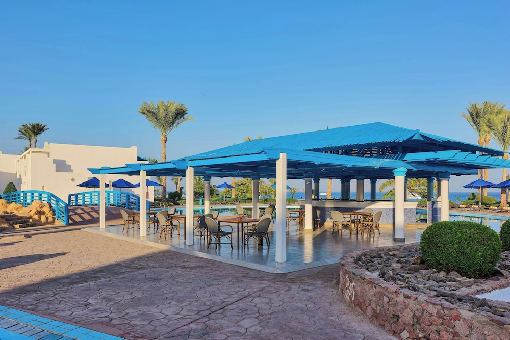 Renaissance Sharm El Sheikh Golden View Beach Resort — Restaurant & bars in Sharm El Sheikh, Red Sea