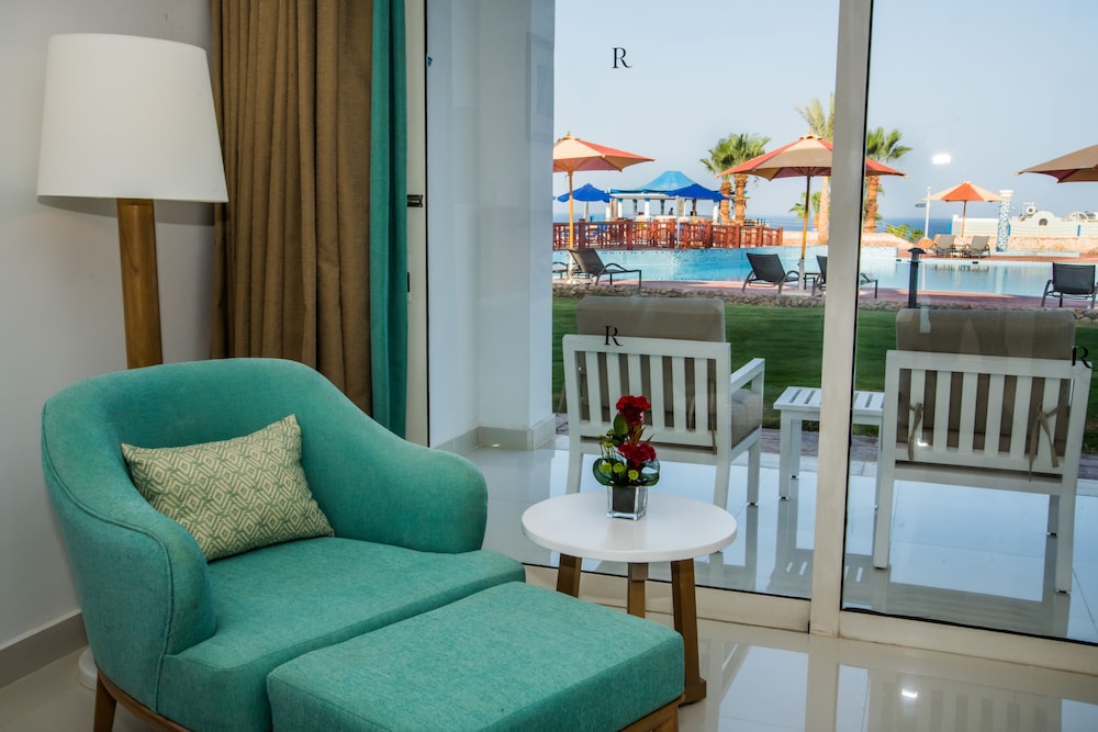 Renaissance Sharm El Sheikh Golden View Beach Resort — Hotel rooms in Sharm El Sheikh, Red Sea