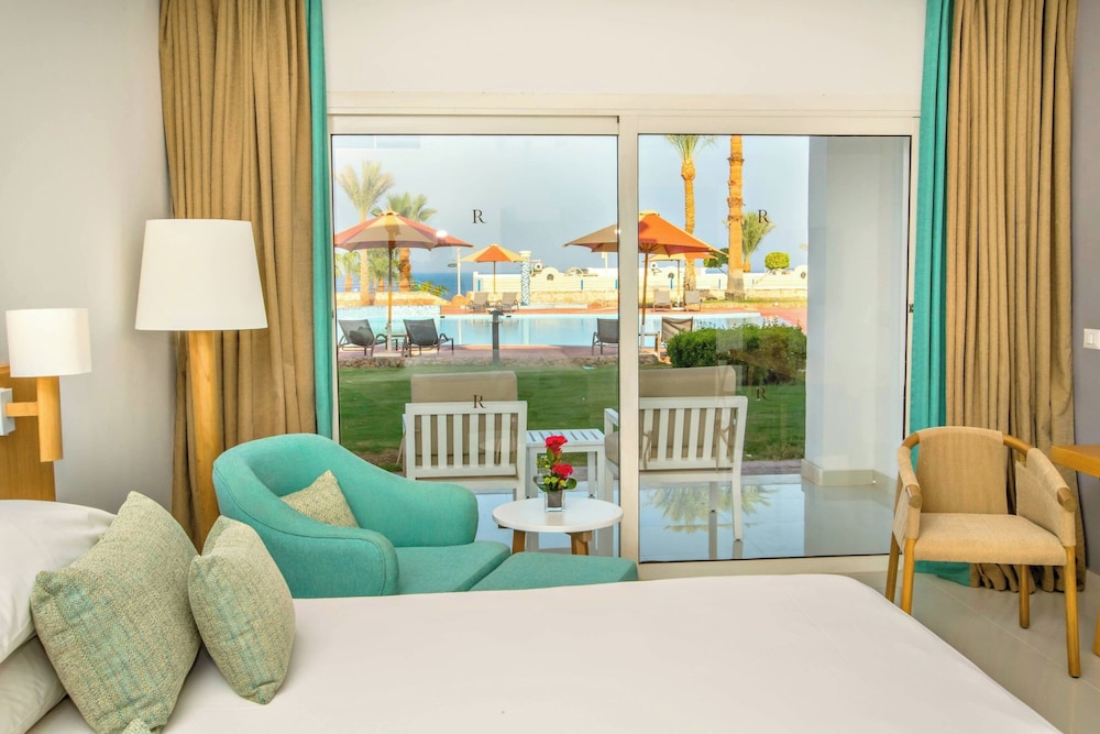 Renaissance Sharm El Sheikh Golden View Beach Resort — Hotel rooms in Sharm El Sheikh, Red Sea