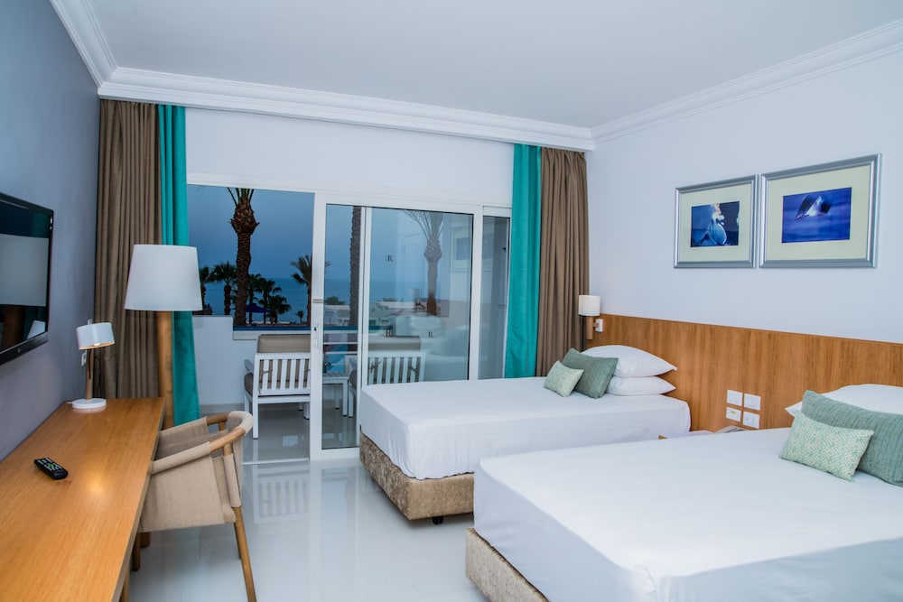 Renaissance Sharm El Sheikh Golden View Beach Resort — Hotel rooms in Sharm El Sheikh, Red Sea