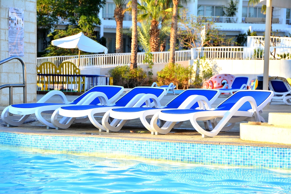 Monte Carlo Sharm Resort & Spa — Swimming pool in Sharm El Sheikh, Red Sea