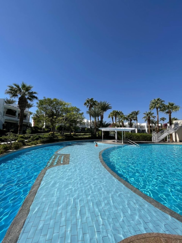 Monte Carlo Sharm Resort & Spa — Swimming pool in Sharm El Sheikh, Red Sea