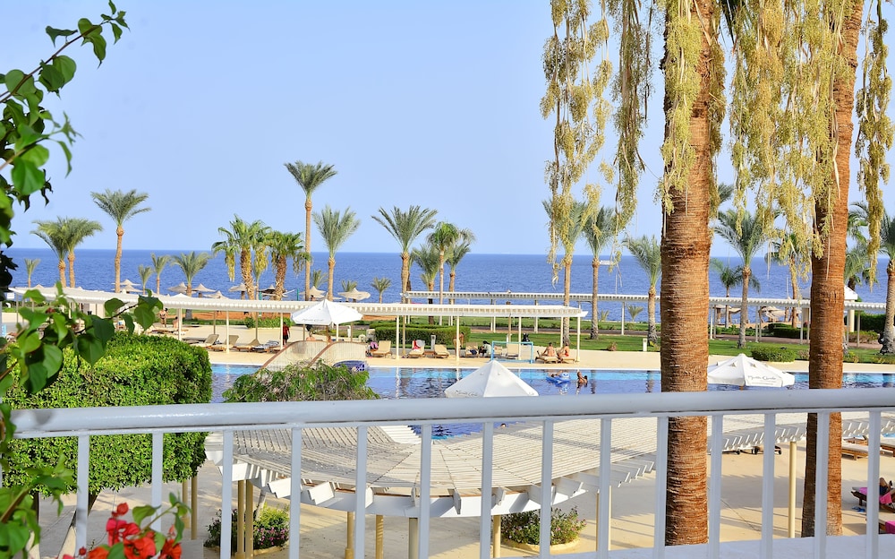 Monte Carlo Sharm Resort & Spa — Swimming pool in Sharm El Sheikh, Red Sea