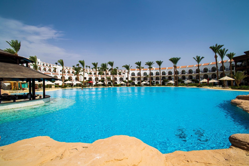 Savoy Sharm El Sheikh — Swimming pool in Sharm El Sheikh, Red Sea