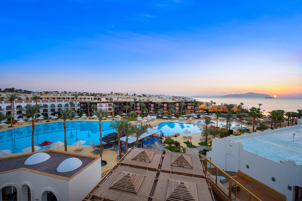 Savoy Sharm El Sheikh — Swimming pool in Sharm El Sheikh, Red Sea