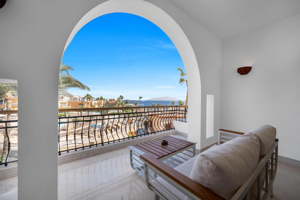 Savoy Sharm El Sheikh — Hotel rooms in Sharm El Sheikh, Red Sea