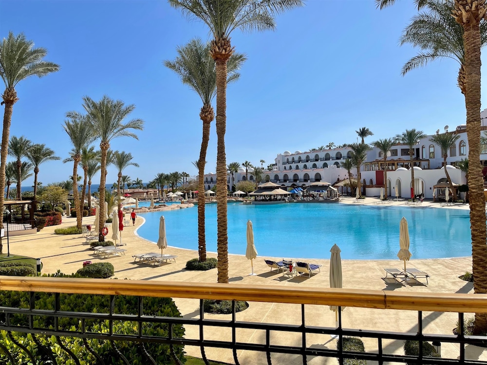 Savoy Sharm El Sheikh — Swimming pool in Sharm El Sheikh, Red Sea