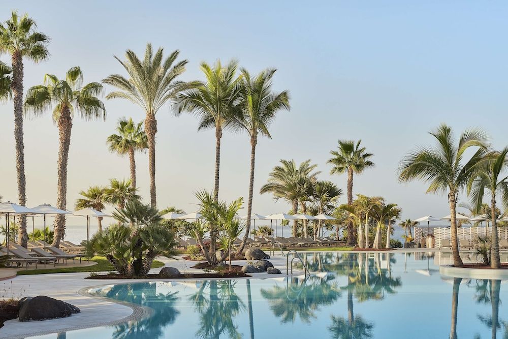 Tivoli la Caleta Resort