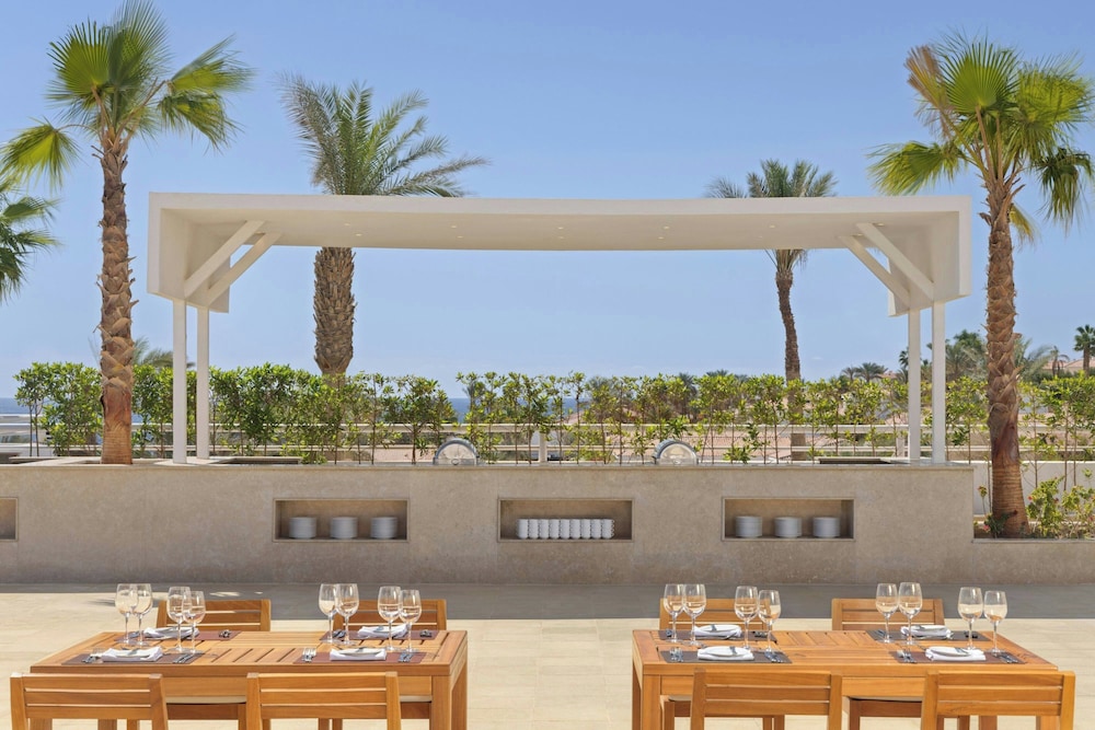 Sheraton Sharm Hotel, Resort, Villas & Spa — Restaurant & bars in Sharm El Sheikh, Red Sea