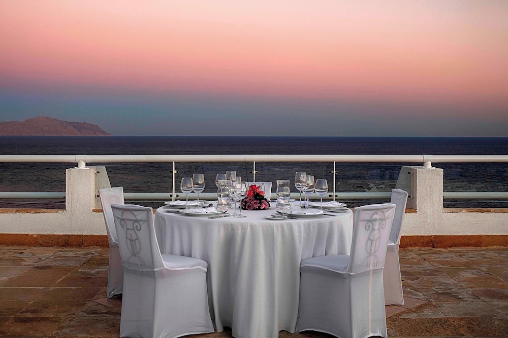 Sheraton Sharm Hotel, Resort, Villas & Spa — Restaurant & bars in Sharm El Sheikh, Red Sea