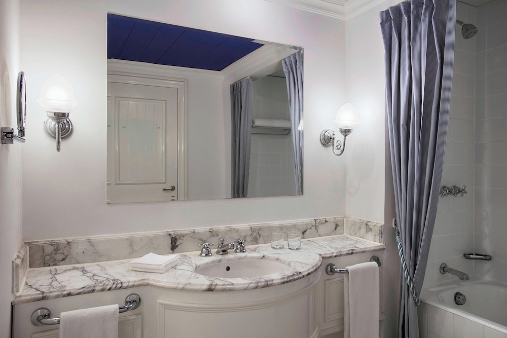 Sheraton Sharm Hotel, Resort, Villas & Spa — Hotel rooms in Sharm El Sheikh, Red Sea