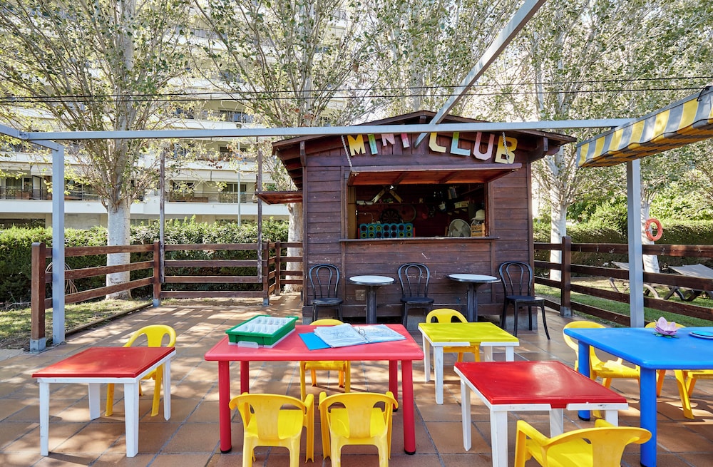Surf Mar Hotel — Attractions for children in Lloret de Mar, Catalonia