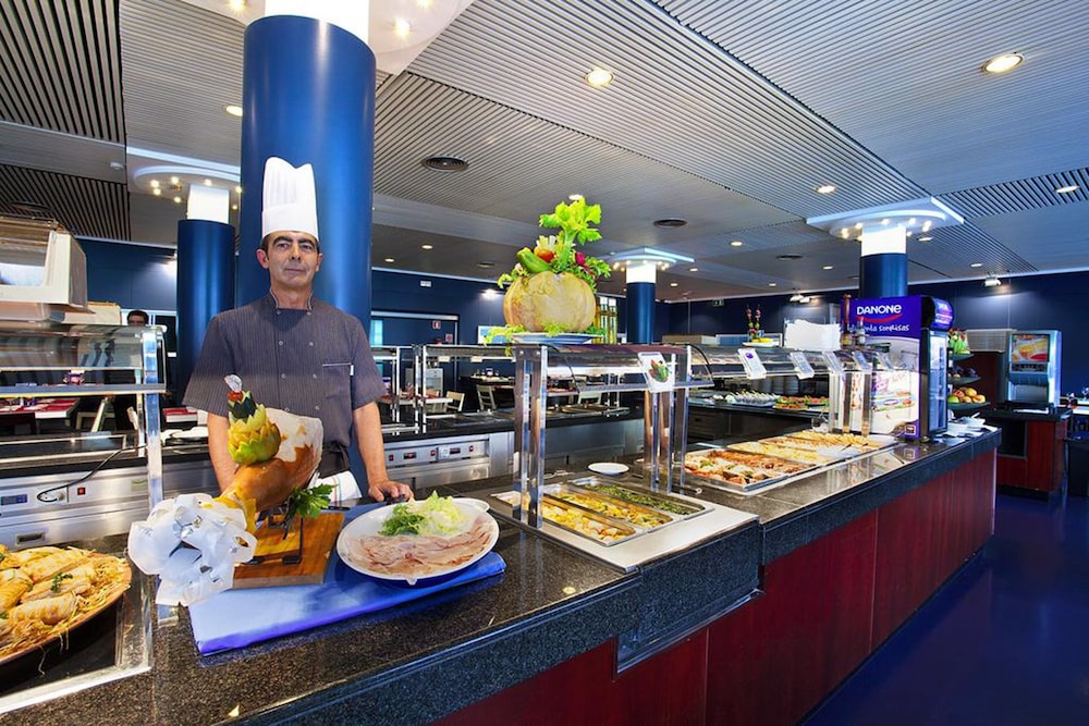 Anabel Hotel — Restaurant & bars in Lloret de Mar, Catalonia
