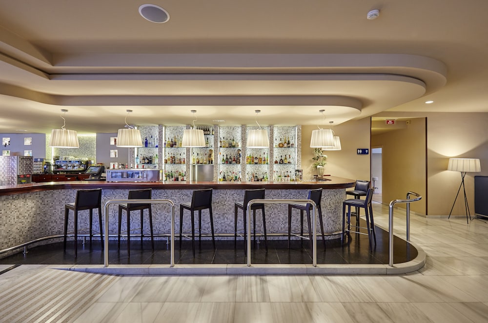 Anabel Hotel — Restaurant & bars in Lloret de Mar, Catalonia