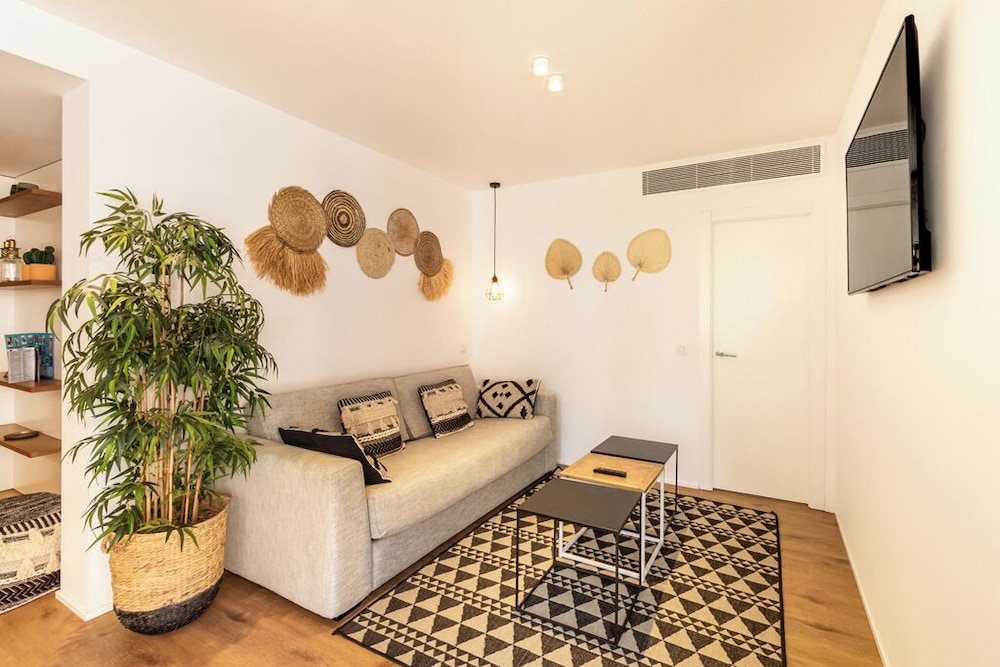 Anabel Hotel — Hotel rooms in Lloret de Mar, Catalonia