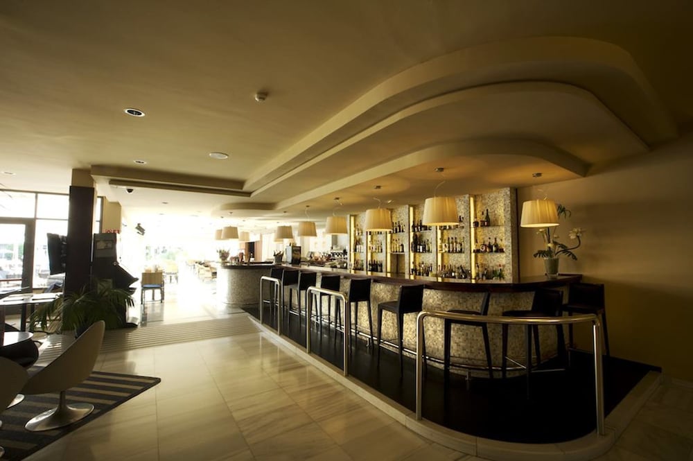 Anabel Hotel — Restaurant & bars in Lloret de Mar, Catalonia