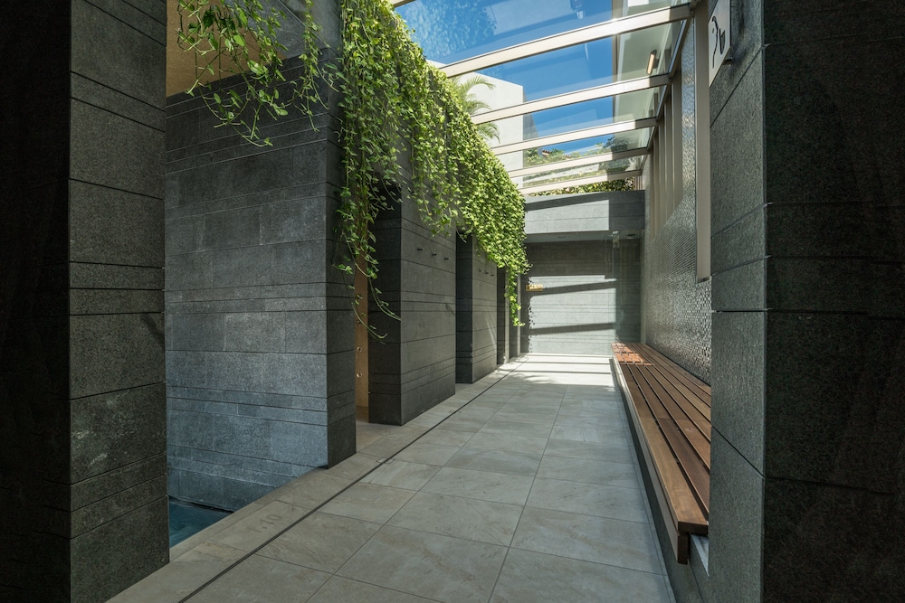 Hotel Jardines de Nivaria — Facilities in Costa Adeje, Canary Islands