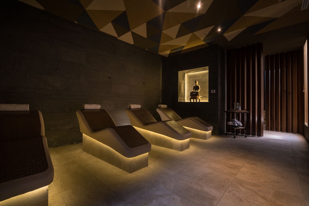 Hotel Jardines de Nivaria — Facilities in Costa Adeje, Canary Islands