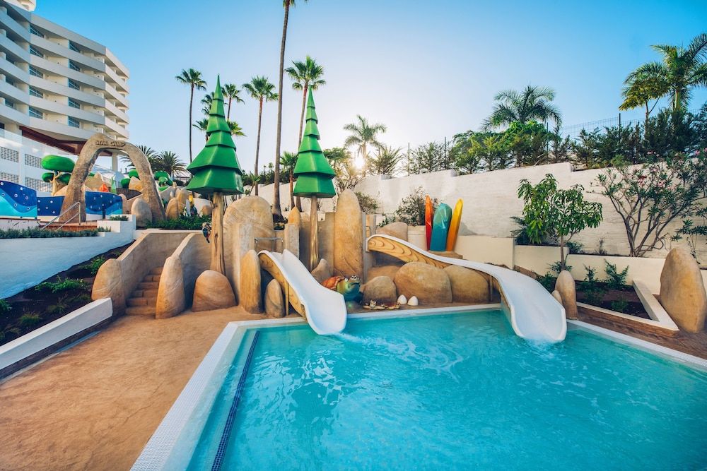 Iberostar Waves Bouganville Playa image