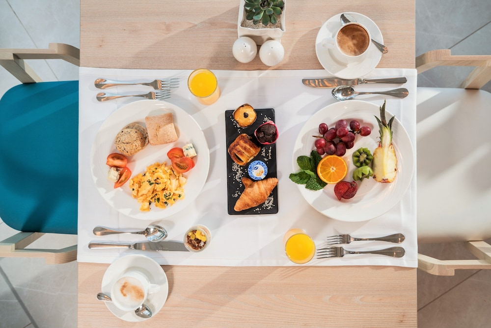 Iberostar Selection Sábila - Adults Only — Restaurant & bars in Costa Adeje, Canary Islands