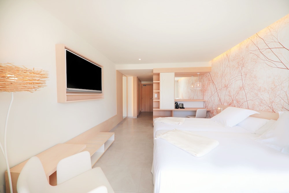 Iberostar Selection Sábila - Adults Only — Hotel rooms in Costa Adeje, Canary Islands