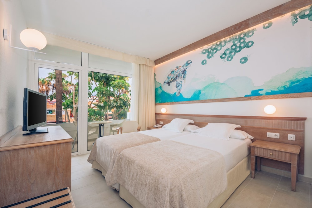 Iberostar Waves Las Dalias -All Inclusive — Hotel rooms in Costa Adeje, Canary Islands