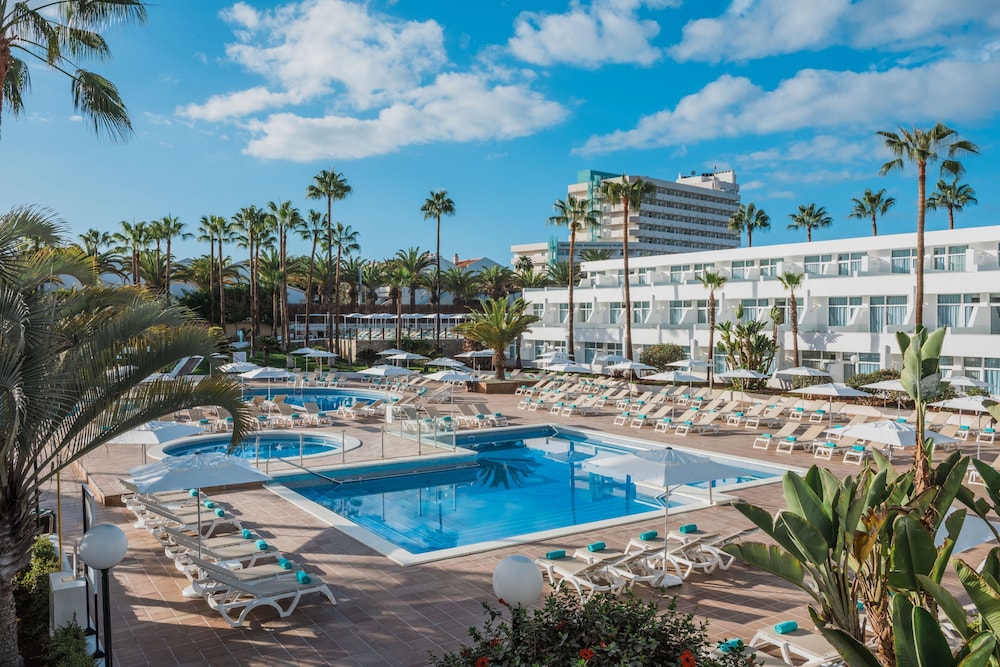 Iberostar Waves Las Dalias -All Inclusive — Swimming pool in Costa Adeje, Canary Islands