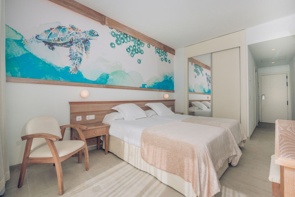 Iberostar Waves Las Dalias -All Inclusive — Hotel rooms in Costa Adeje, Canary Islands