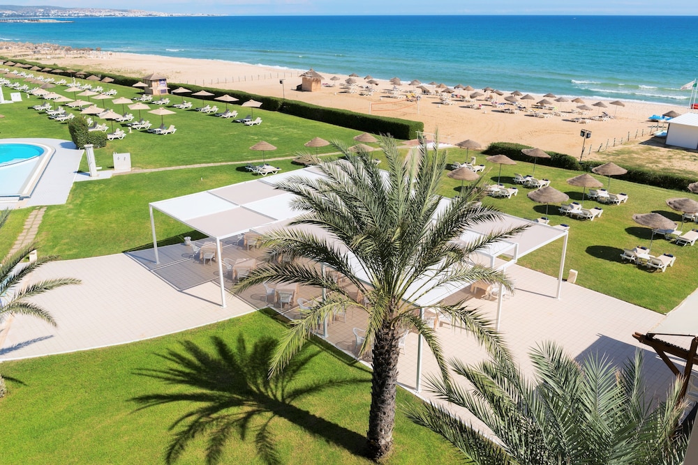 Iberostar Waves Averroes — Beach in Hammamet, Nabeul