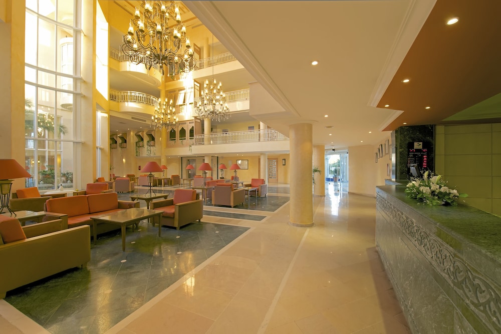 Iberostar Waves Averroes — Hotel building in Hammamet, Nabeul