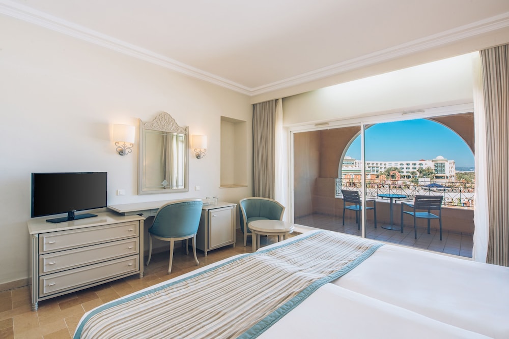 Iberostar Waves Averroes — Hotel rooms in Hammamet, Nabeul
