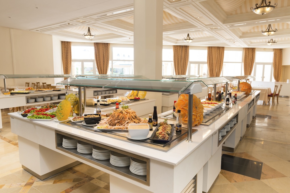 Iberostar Waves Averroes — Restaurant & bars in Hammamet, Nabeul