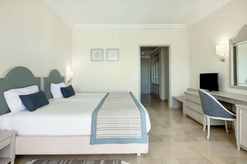 Iberostar Waves Averroes — Hotel rooms in Hammamet, Nabeul