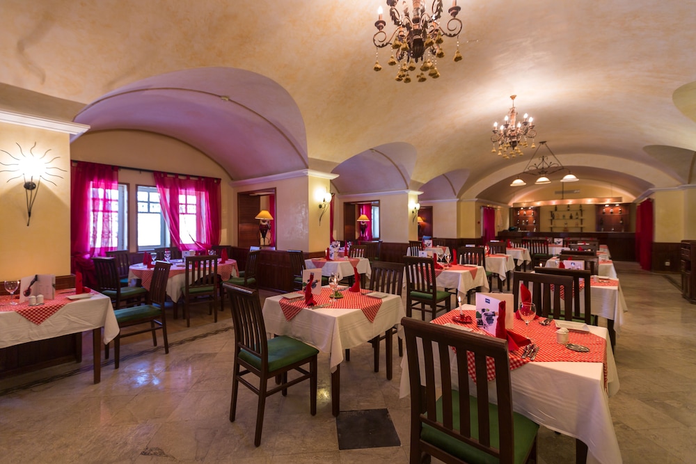 Medina Solaria & Thalasso — Restaurant & bars in Hammamet, Nabeul