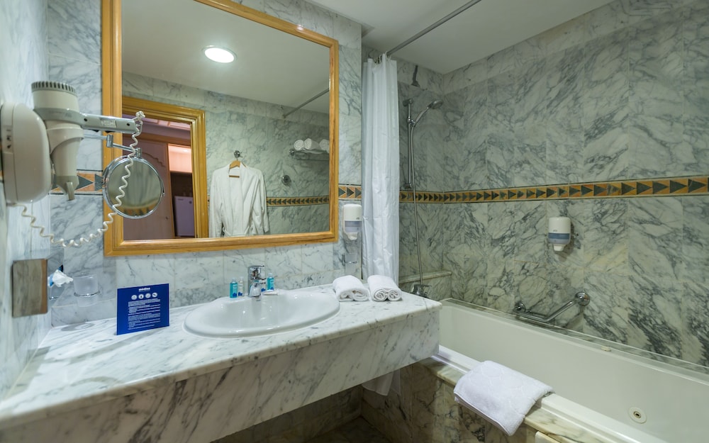 Medina Solaria & Thalasso — Hotel rooms in Hammamet, Nabeul