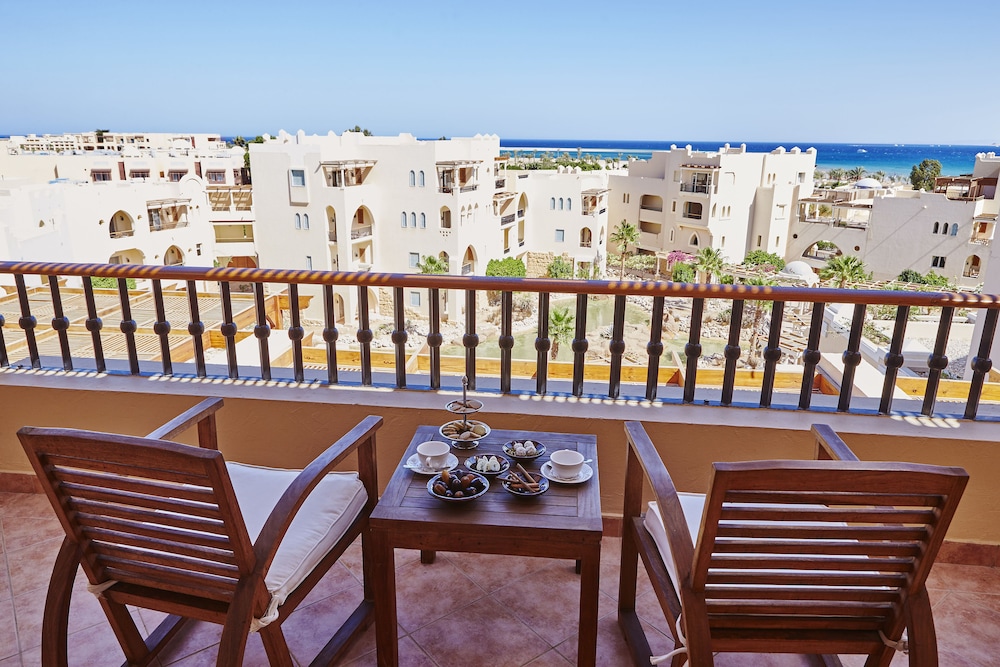 Kempinski Hotel Soma Bay — Hotel building in Soma Bay, Red Sea