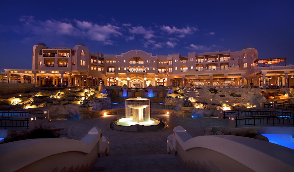 Kempinski Hotel Soma Bay — Hotel building in Soma Bay, Red Sea