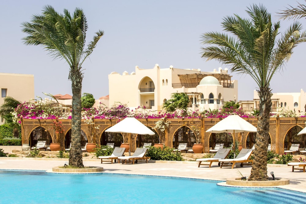 Kempinski Hotel Soma Bay — Swimming pool in Soma Bay, Red Sea