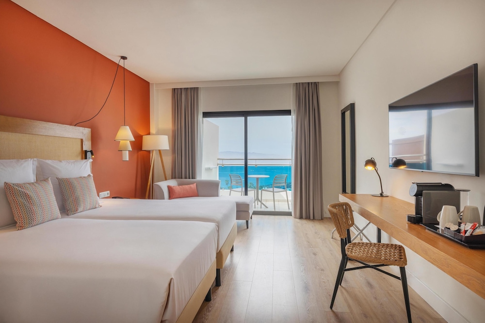 AluaSoul Costa Adeje- Adults Only - Hyatt Inclusive Collection — Hotel rooms in Costa Adeje, Canary Islands
