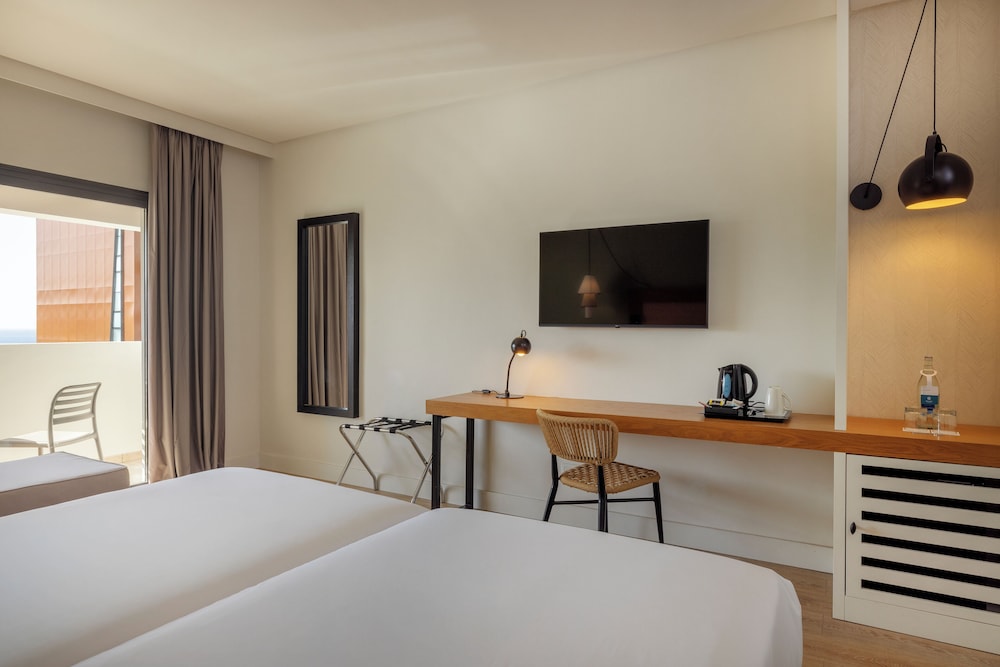 AluaSoul Costa Adeje- Adults Only - Hyatt Inclusive Collection — Hotel rooms in Costa Adeje, Canary Islands