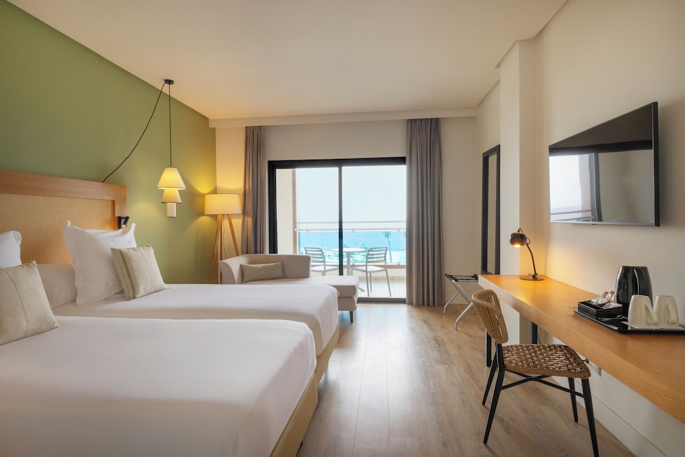 AluaSoul Costa Adeje- Adults Only - Hyatt Inclusive Collection — Hotel rooms in Costa Adeje, Canary Islands