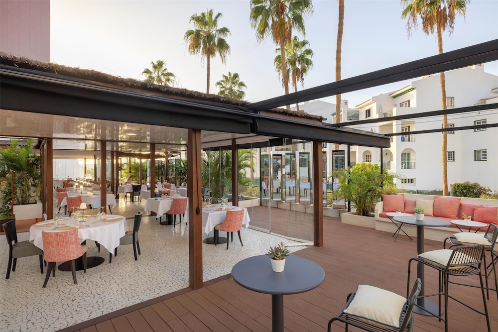 AluaSoul Costa Adeje- Adults Only - Hyatt Inclusive Collection — Restaurant & bars in Costa Adeje, Canary Islands