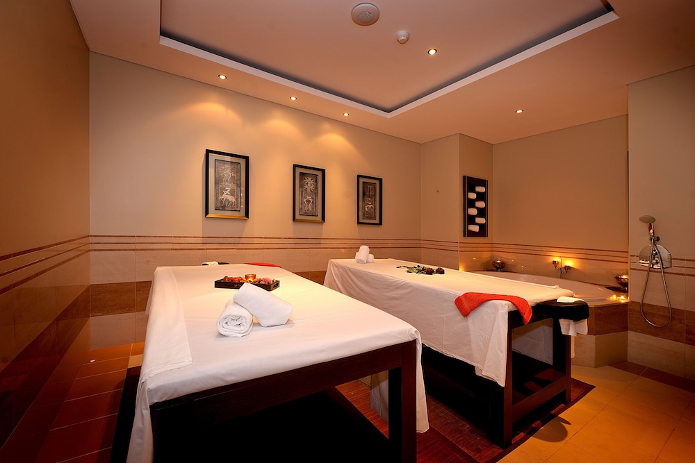 Vila Gale Santa Cruz Resort Hotel — Spa in Santa Cruz, Madeira