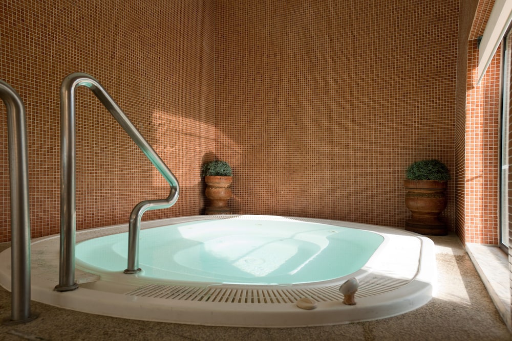 Vila Gale Santa Cruz Resort Hotel — Spa in Santa Cruz, Madeira