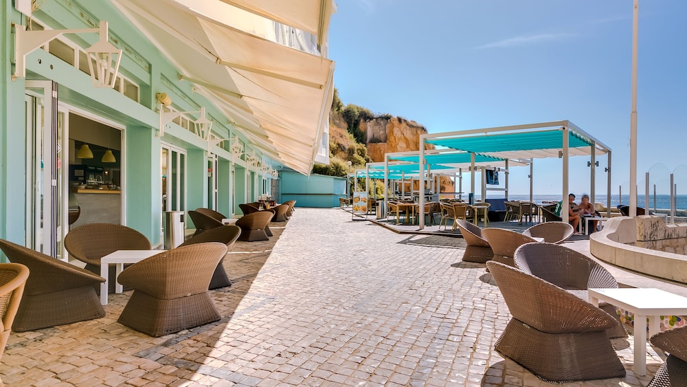 Hotel Sol e Mar - Adults Only — Restaurant & bars in Albufeira, Faro